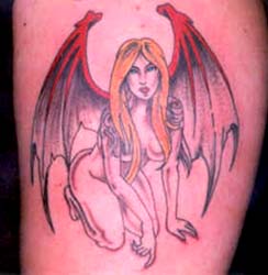 devilgirl.jpg (16248 bytes)