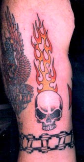 flameskullaaa.jpg (18570 bytes)